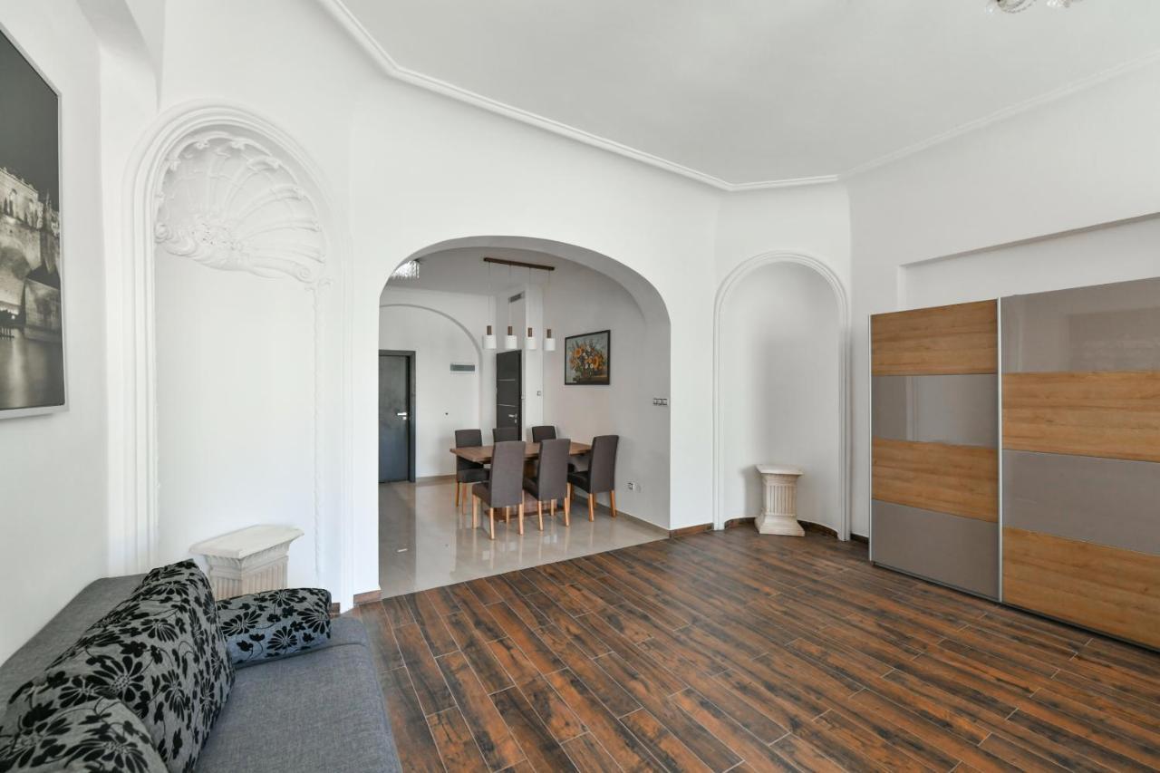 Apartmany Na Namesti 85 Jindrichuv Hradec Exterior photo