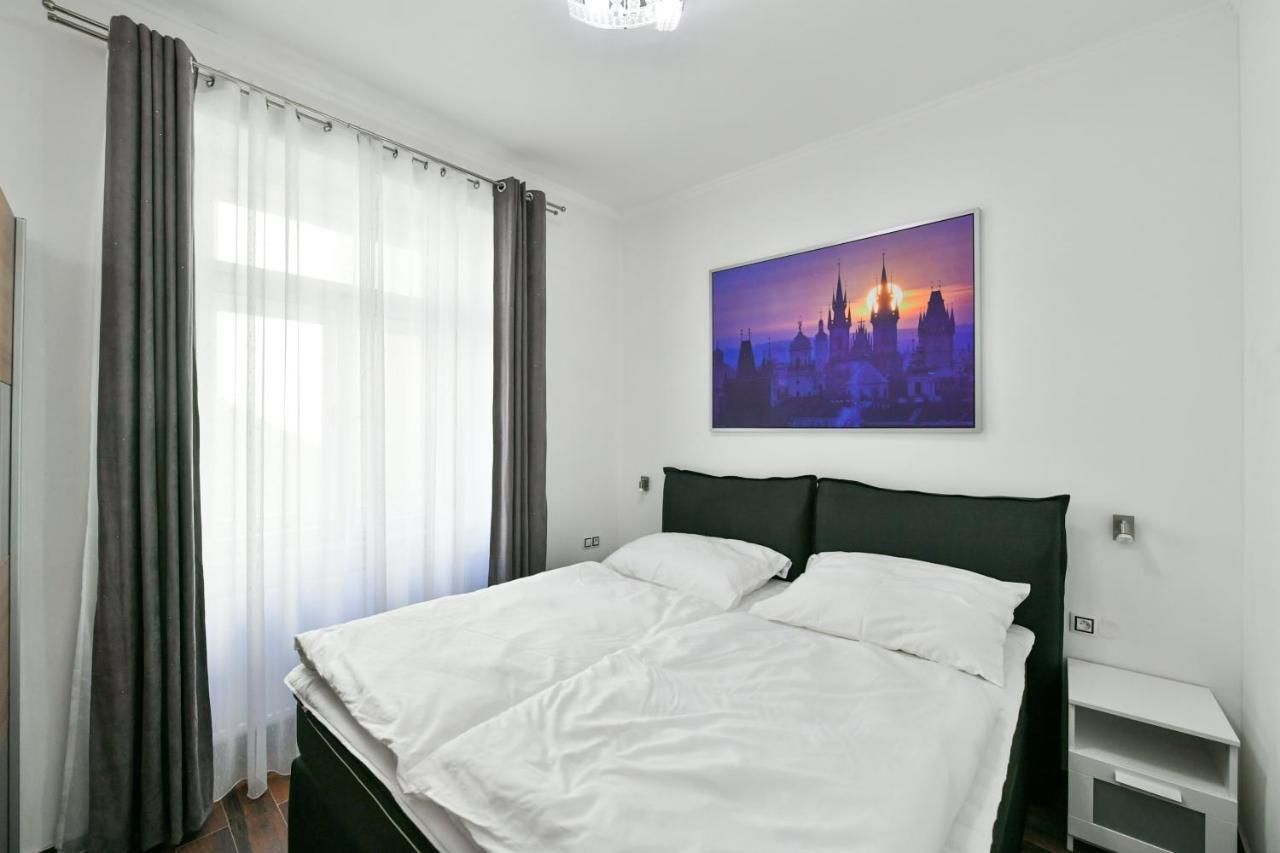 Apartmany Na Namesti 85 Jindrichuv Hradec Exterior photo