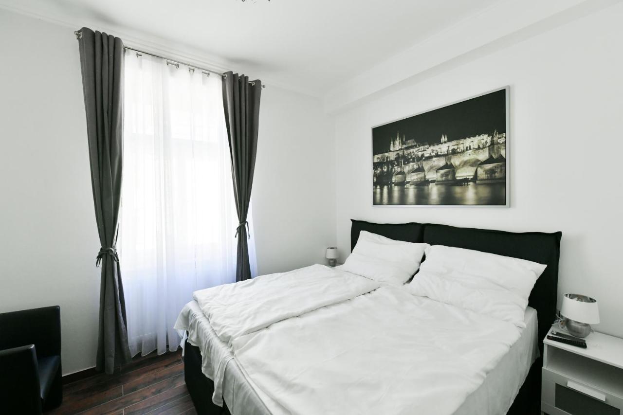 Apartmany Na Namesti 85 Jindrichuv Hradec Exterior photo