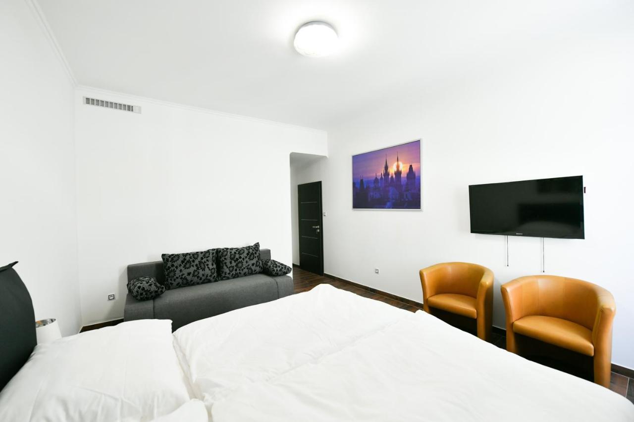 Apartmany Na Namesti 85 Jindrichuv Hradec Exterior photo