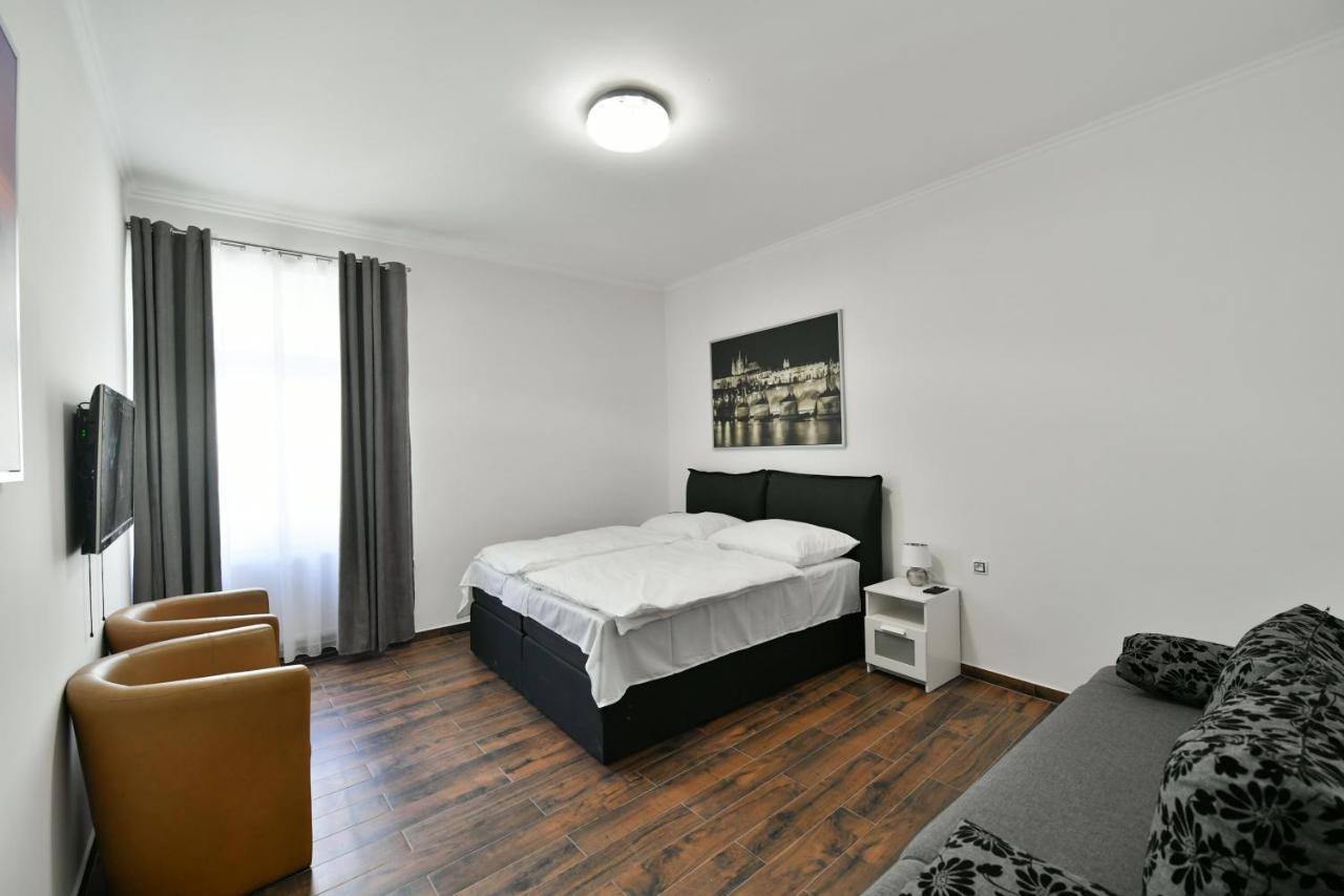 Apartmany Na Namesti 85 Jindrichuv Hradec Exterior photo